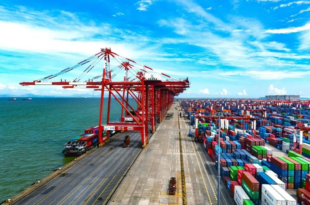 航线“跷跷板”：：当外贸火热，内贸船期为何变少了？