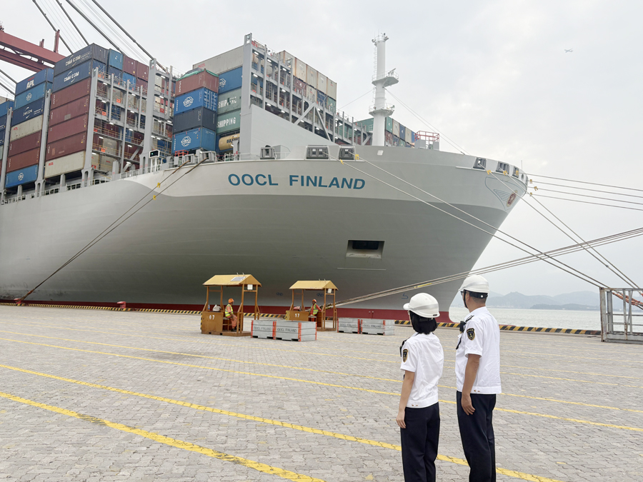 链接内陆与海洋：：：厦门港开发内贸新能源汽车运输新通道